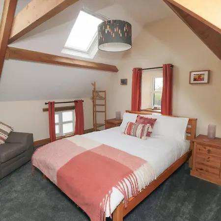 Holiday home Crumble's Hideaway